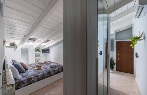 Affori House | "Anturio" 15 min from the Duomo with parking