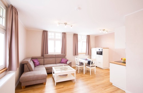 Uerzig Apartment | Ap 7 - Prälat-Apartment-Superior-Ensuite with Shower-Vineyard view