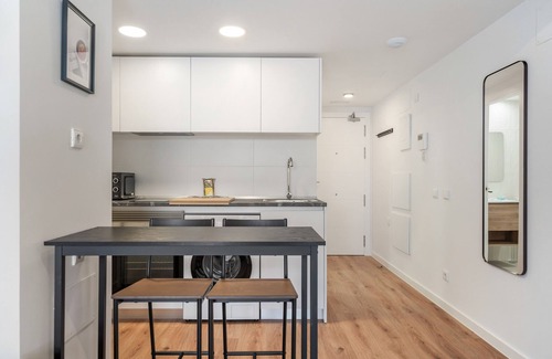 San Sebastian de los Reyes Apartment | apartamento con garaje y piscina de alquiler temporal