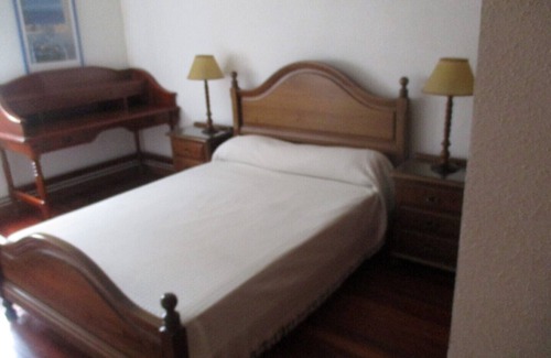 San Vicente de la Barquera House | Apartment in front of the Hermitage of La Barquera