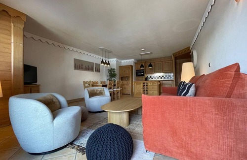 Saint-Martin-de-Belleville Apartment | Apartment for 6 with pool, spa, parking - Ski-in/Ski-out
