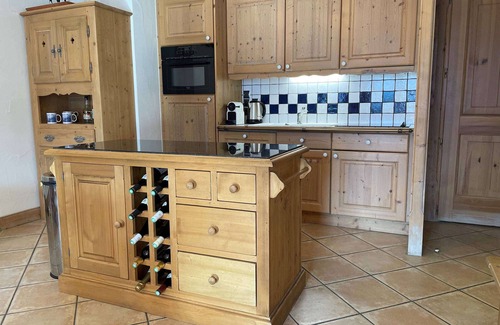 Saint-Martin-de-Belleville Apartment | Apartment for 6 with pool, spa, parking - Ski-in/Ski-out