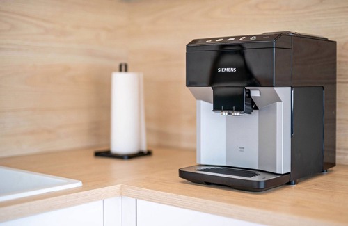 Feldberger Seenlandschaft Apartment | Apartment 'An Der Alten Bäckerei' with Lake View, Private Garden and Wi-Fi