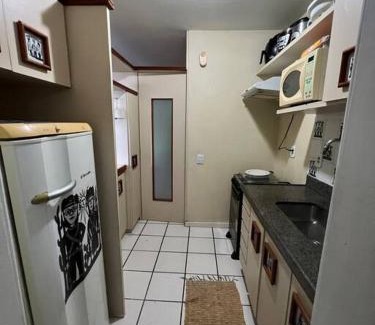 Santa Helena Apartment | Apart Hotel quarto e sala mobiliado na Enseada do Sua