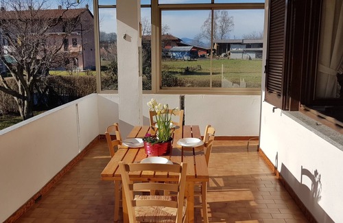 Castelletto Sopra Ticino Apartment | Apartment in Isa House