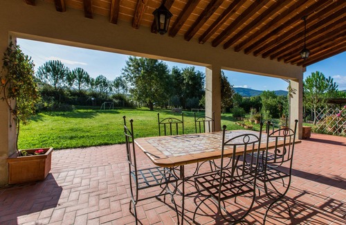 Montecatini Val di Cecina Apartment | Apartment In Tuscan Villa