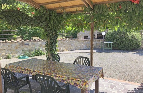 Montecatini Val di Cecina Apartment | Apartment '5' with Shared Pool, Wi-Fi and Air Conditioning
