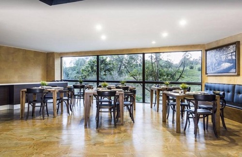 Rionegro Hotel | Aparta Suite Hotel Rioverde Aeropuerto JMC