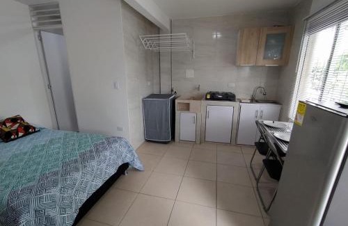 Palmira Apartment | Apartaestudios cerca del Aeropuerto Llano Grande 2