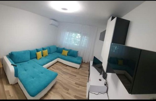 Roman Apartment | Apartament în Roman