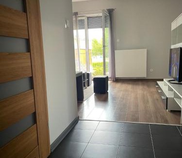 Kielce Apartment | Apartament LAURA z ogródkiem