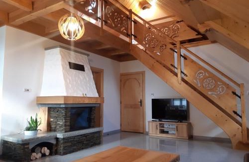 Czorsztyn Apartment | Apartament Modrzewiowy Raj