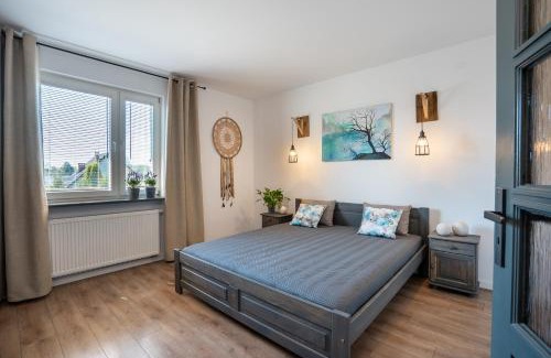 Brzezinka Apartment | Apartament Nad Różami