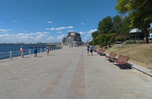Old Town Apartment | Apartament Promenada, 3 camere, langa Cazino, Faleza, Acvariu, Port Tomis, Plaja, Piata Ovidiu