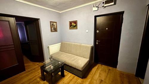 Ocna Mures Apartment | Apartament spatios aproape de Mures