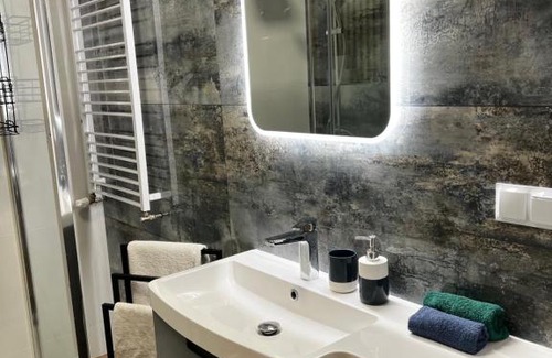 Siedlce Apartment | Apartament Szmaragdowy.