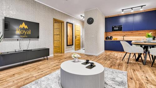 Swieradow-Zdroj Apartment | Apartament z prywatnym jacuzzi - Źródło Izery przy gondoli VIP Sauna, Siłownia, Bawialnia by Royal Aparts