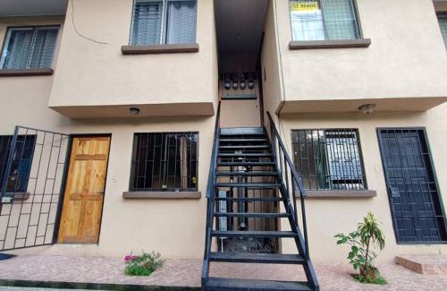 San Jose Apartment | Apartamento 42B&B en La Uruca (Cerca de la BMW).