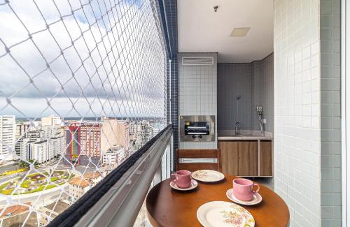 Boqueirao Apartment | Apartamento Aconchegante e Elegante com Ar-Condicionado, Piscina, Garagem e Varanda Gourmet a 3 min da Praia