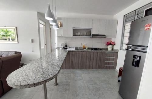 Girardot Apartment | Apartamento Aqualina Orange Piso 2 Aire Acondicionado Vista a piscina