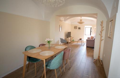 Caceres Old Town Apartment | Apartamento Baluarte de los Pozos