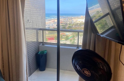 Costa Azul Apartment | Apartamento Aconchegante com Vista mar no Costa Azul. Possui Portaria 24 Horas