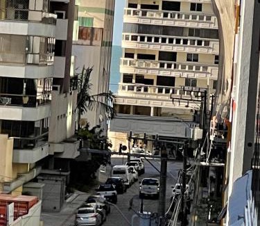 Andorinha Apartment | Apartamento com 3 suítes a 300 metros da praia