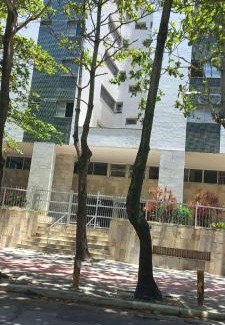 Morro do Maluf Apartment | Apartamento com 4 quatros em frente a praia em Pitangueiras - Guarujá