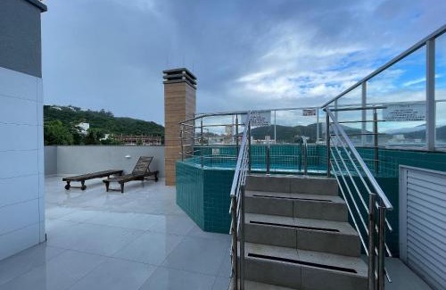 Ze Amandio Apartment | Apartamento com piscina e vista para montanha