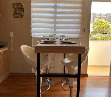 Passo Manso Apartment | Apartamento Completo 2 Quartos com AC em Blumenau à 10min Vila Germânica, Tv a cabo e Premiere, ideal para família, Fácil acesso para Pomerode