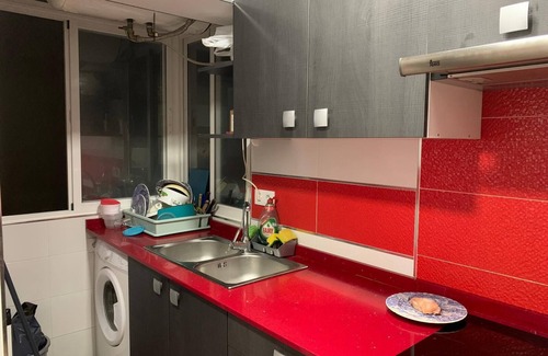 Jaen Condo | Apartamento con Aparcamiento, en un Sitio Tranquilo de Jaén