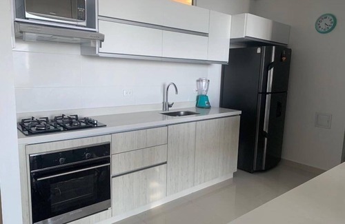 Santa Marta Apartment | Apartamento con Vista al Mar- Sector Bello Horizonte a 200 Metros de la Playa!