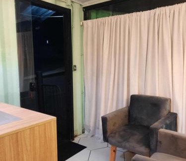 Canoas Apartment | Apartamento Container com Sacada, Split e Estacionamento