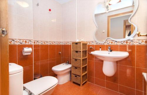 San Juan de Alicante Apartment | Apartamento de 4 dormitorios muy céntrico en San Juan Pueblo a tan sólo 2,5 km de la playa de San Juan y Muchavista