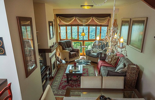 Bavaria Apartment | Apartamento duplex com lareira e WiFi - Gramado/RS