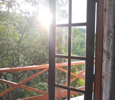 Tesouro da Colina House | Apartamento em Ilha bela