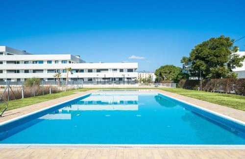 Roques Daurades Apartment | Apartamento en la playa con vistas al mar