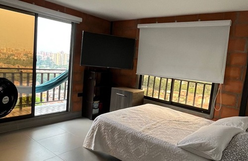 San Javier Apartment | Apartamento En La Comuna 13