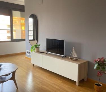 Castello de la Plana Apartment | Apartamento Parque Real