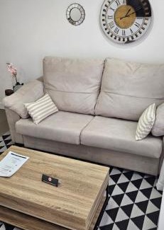 Mairena del Aljarafe Apartment | Apartamento alazor