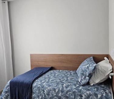 Alexandra Apartment | Apartamento inteiro, ar-condicionado e vaga de garagem