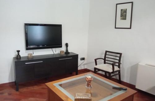 Distrito Centro-Casco-Antiguo Apartment | Apartamento La Almena 1 junto a Plaza Mayor,2 habitaciones, parking gratuito