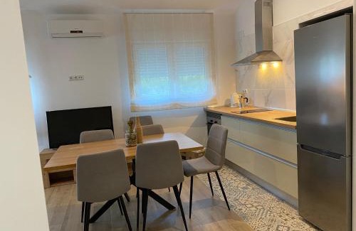 Mogon Apartment | Apartamento Las Escocesas