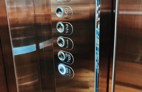 Loja Apartment | Apartamento Minimalista en el Centro de Loja