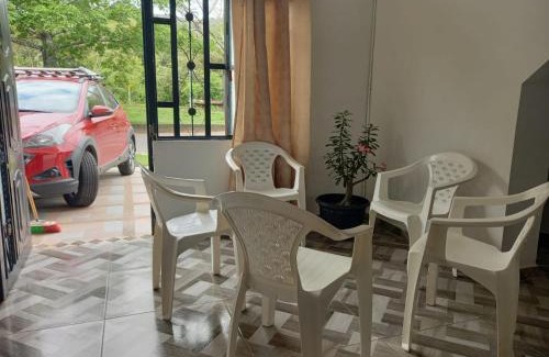 Honda Apartment | Apartamento moderno con AC y WiFi Ideal para grupos