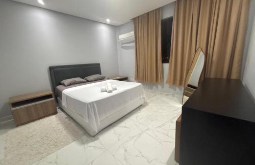 Joao Monlevade Apartment | Apartamento novinho e central - 2 ou 3 quartos, 2 banheiros, elevador e estacionamento