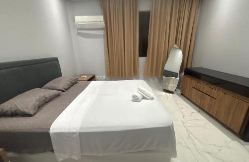 Joao Monlevade Apartment | Apartamento novinho e central - 2 ou 3 quartos, 2 banheiros, elevador e estacionamento