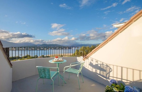 Noia Apartment | Apartamento para 2 con jacuzzi y terraza en Taramancos