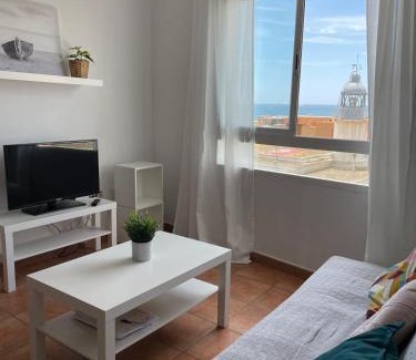 Garrucha Apartment | Apartamento y Piso frente al mar con vistas en Garrucha