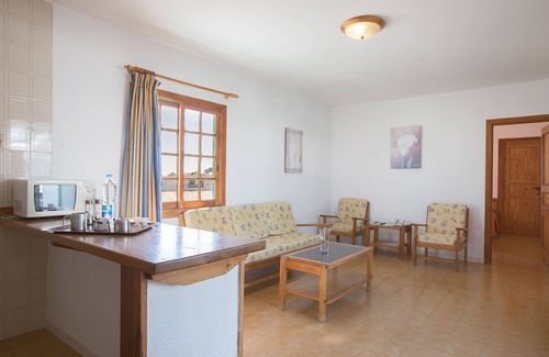 Costa Teguise Apartment | Apartamentos Celeste